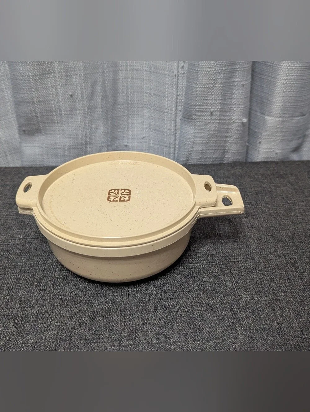 Vtg Round Littonware Microwave Cookware Bowl with Lid 39278 & 39277 Tan 2 Cup